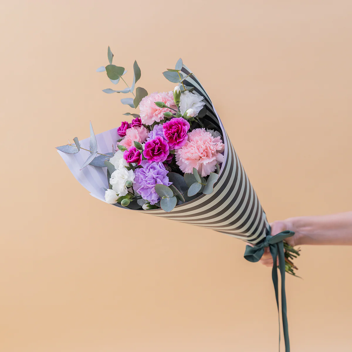 Jarrón con Claveles Rosas - Selección de claveles - Image 4